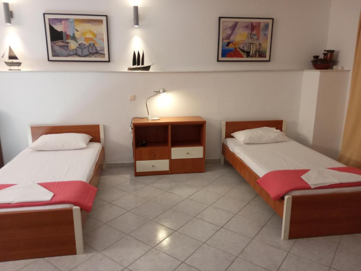 3 Bds-5Min. Walk To The Beach Tolón Exterior foto