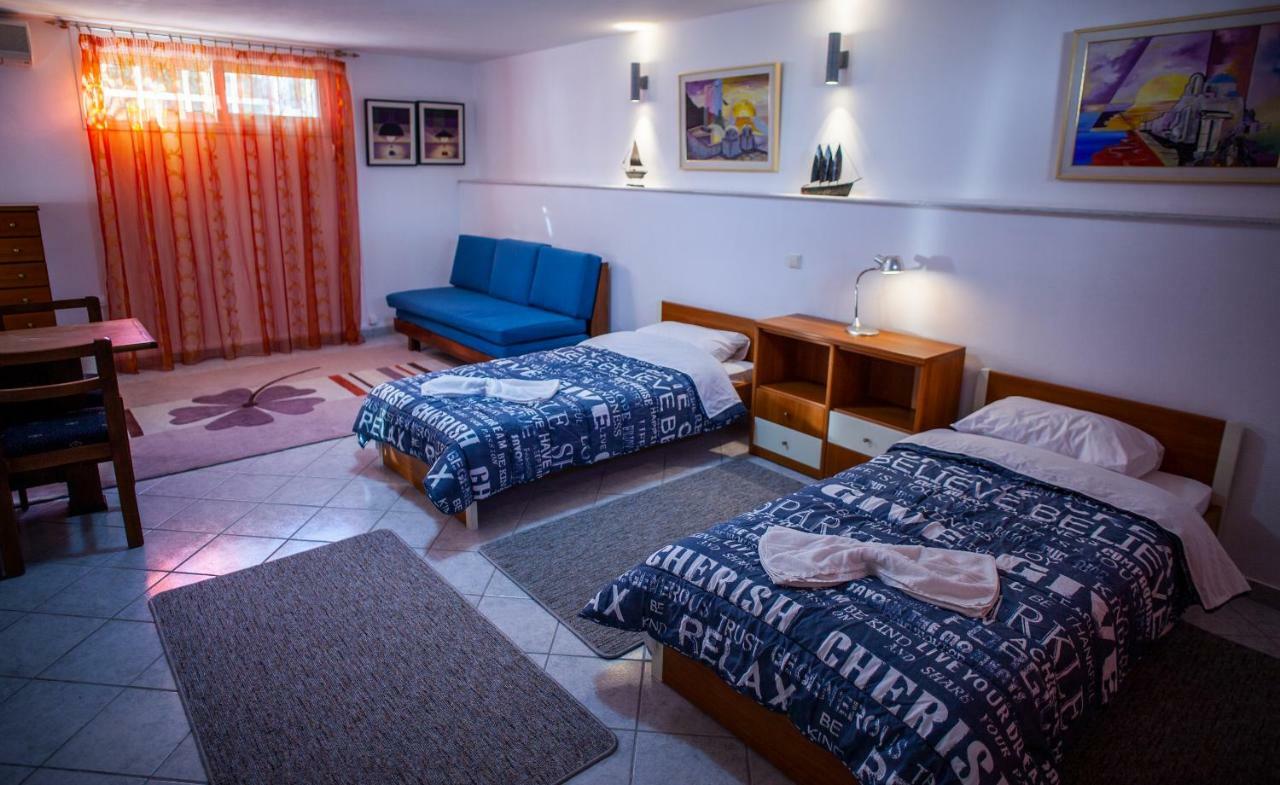 3 Bds-5Min. Walk To The Beach Tolón Exterior foto